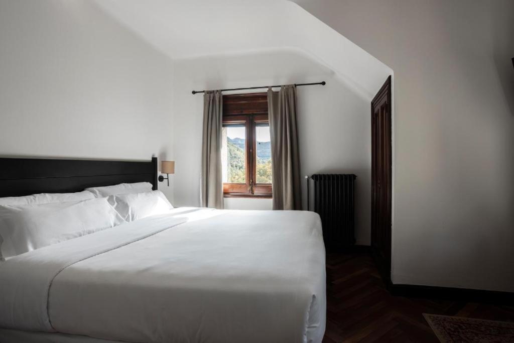 Angelats Hotel - A Signature Boutique Hotel & Restaurant Ribes De Freser Zewnętrze zdjęcie